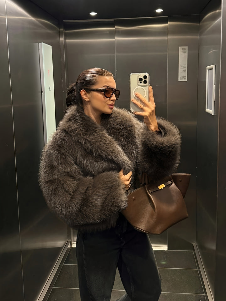 Luxe Plush Zip-Up Coat – Soft Winter Essential